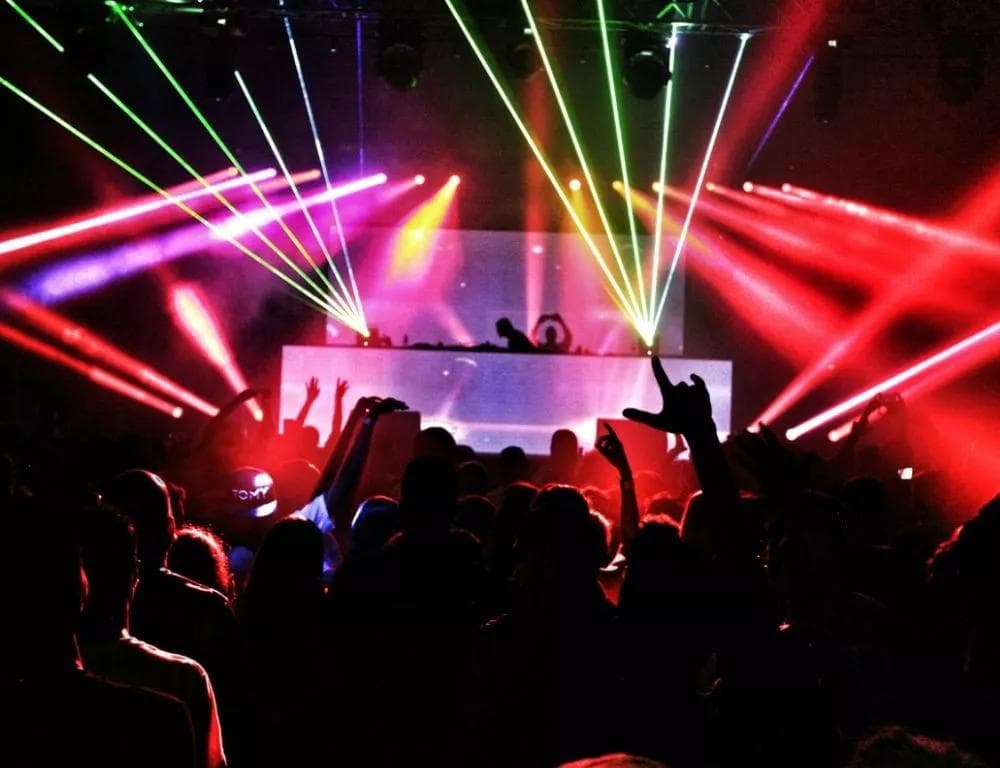 Xora Bar & Kitchen — Techno & Commercial DJ Weekend