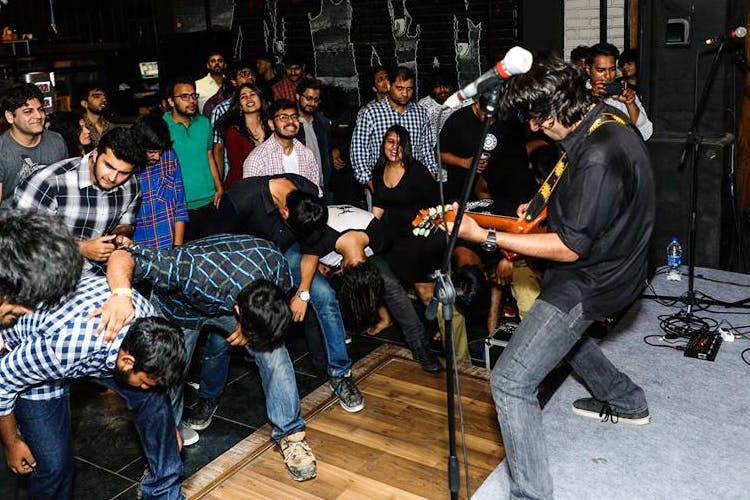 Bombil Bassline – Underground Music Night