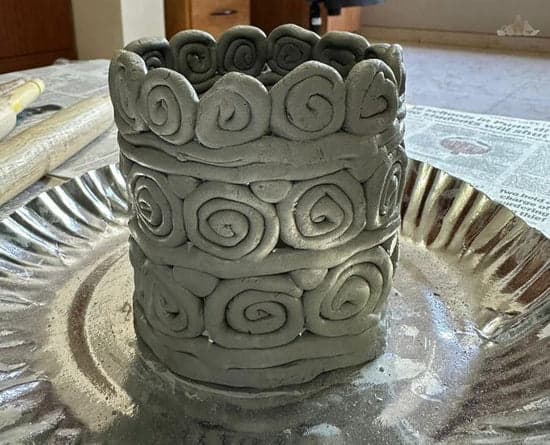 PotteryDen Studio: Hand Building Pottery Workshop
