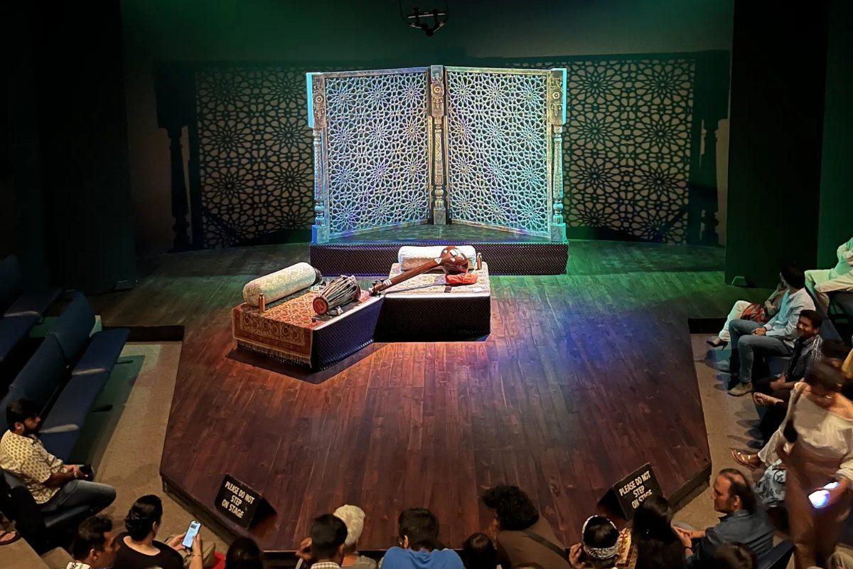Live Theatre & Cultural Evening – Mumbai