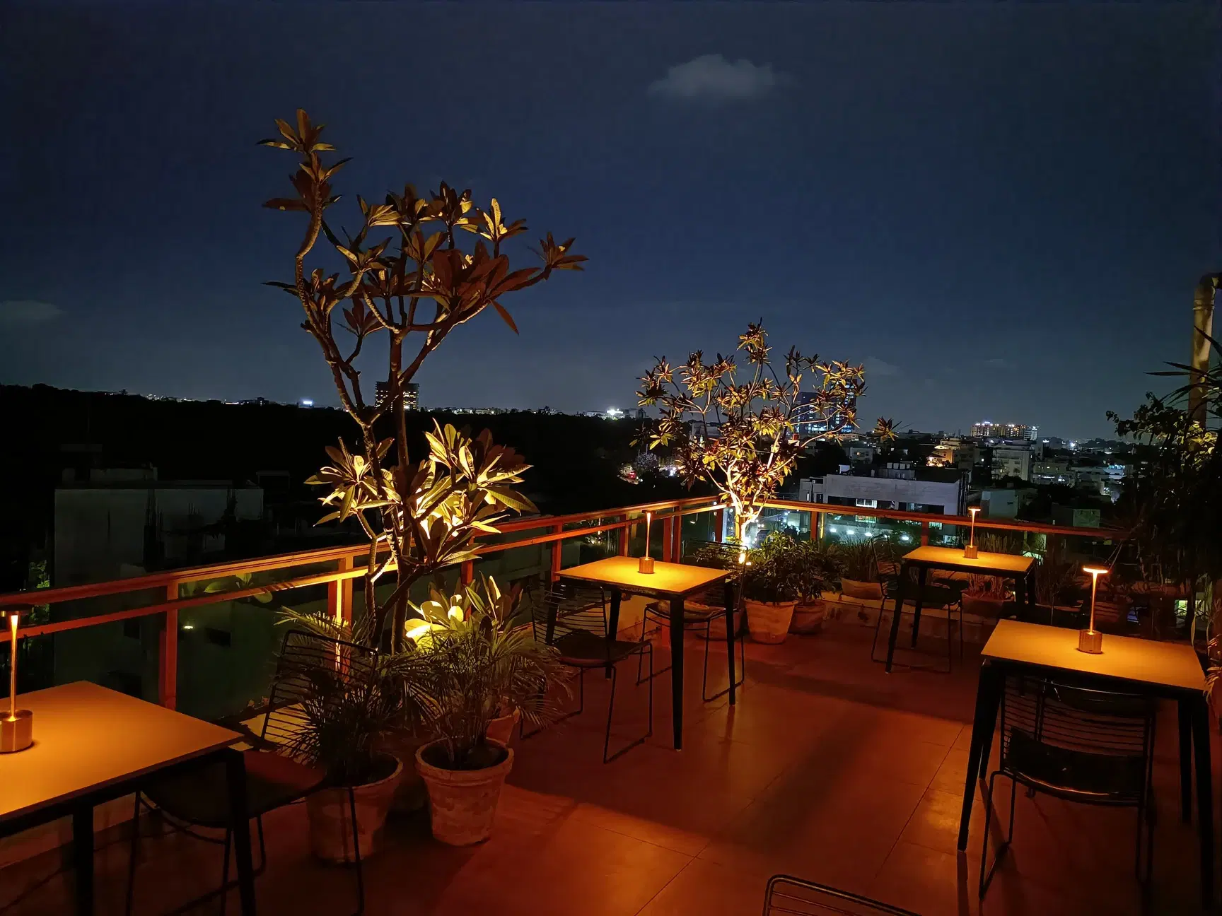 Rooftop Live Band Night – Jubilee Hills