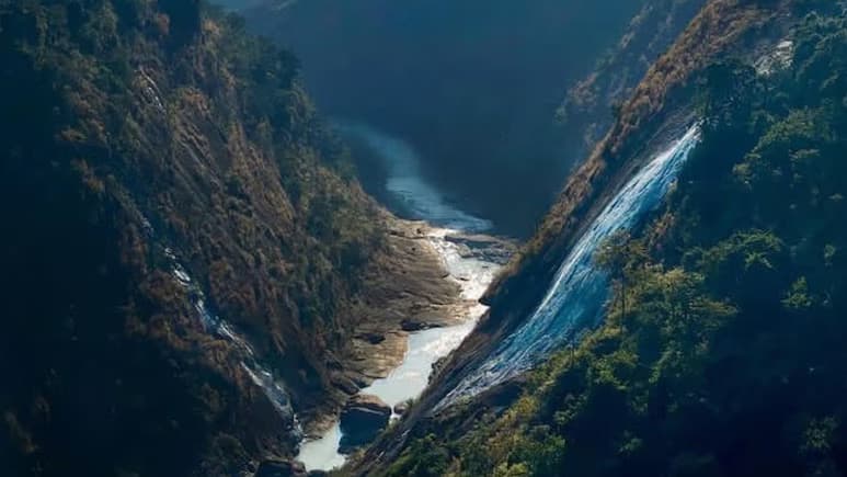 Why Duduma Falls, A Hidden Odisha Waterfall, Is Getting Attention After Anand Mahindra's Viral Post
