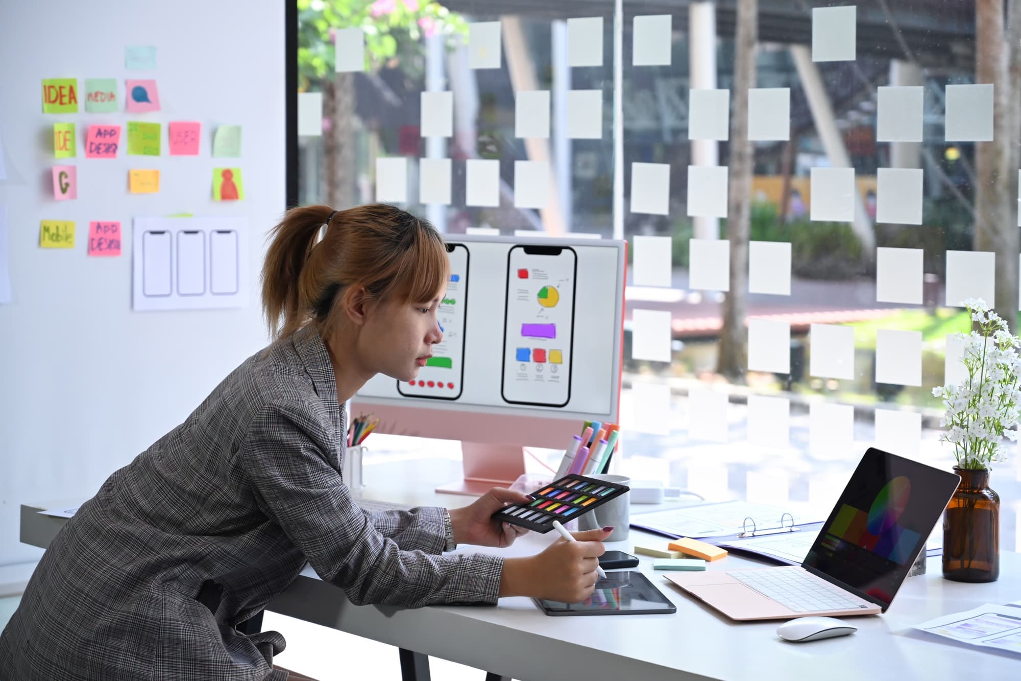 UI/UX Product Designer at Figma