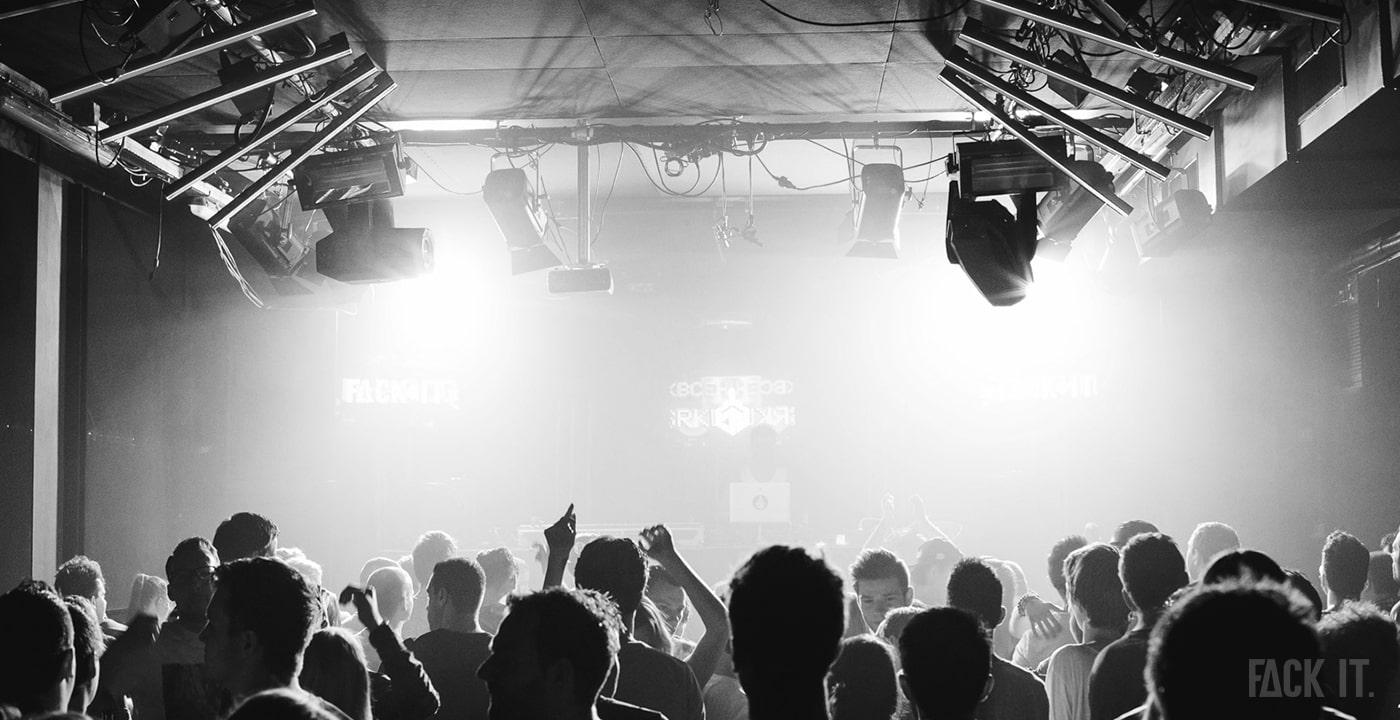 Techno Underground Night – DJ Rave Experience