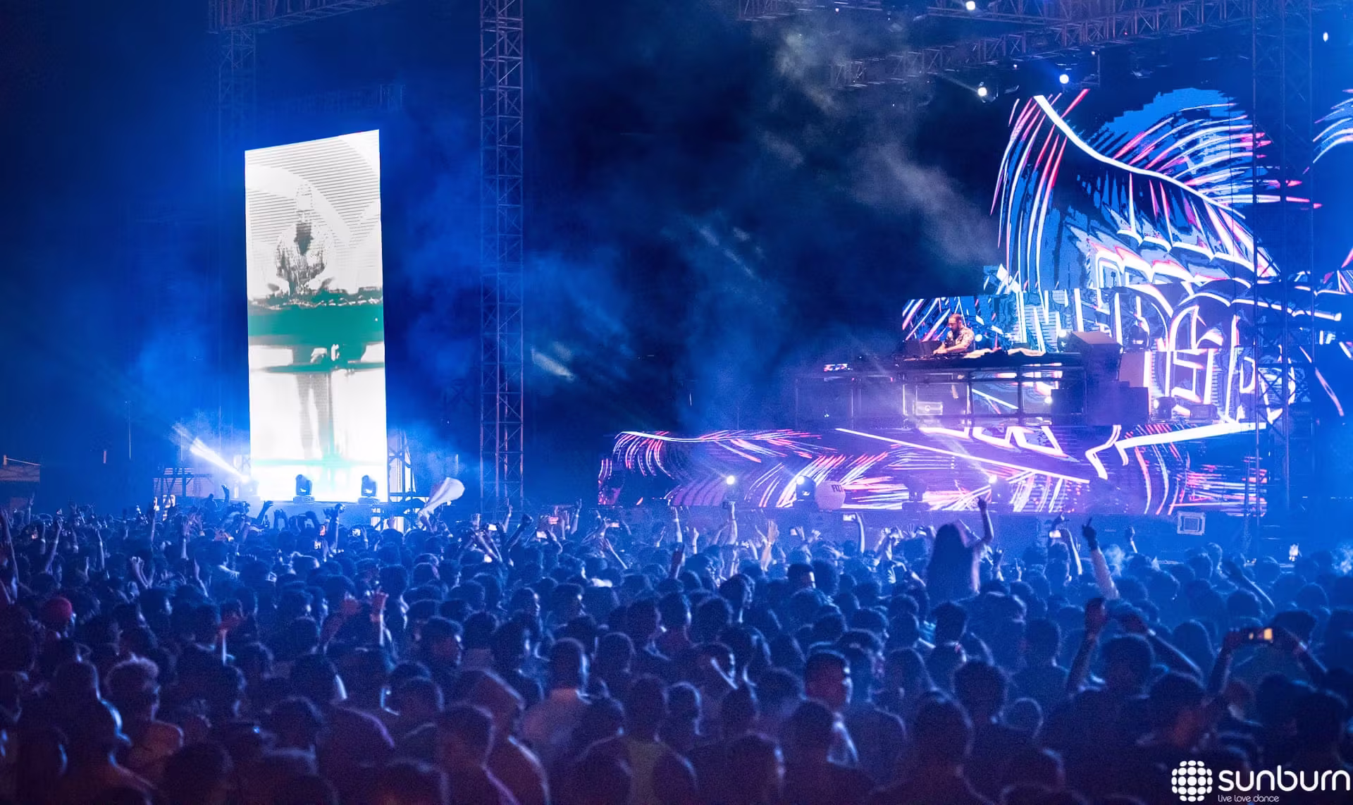 Sunburn Arena Ft. DJ Chetas – Live in Hyderabad