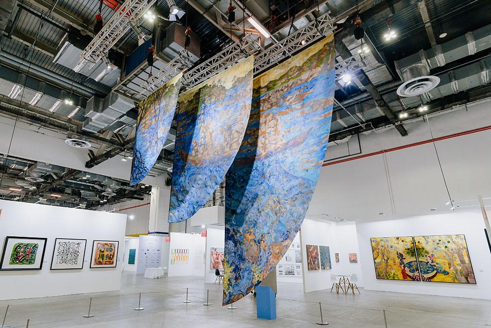 Art Exhibitions & Cultural Installations